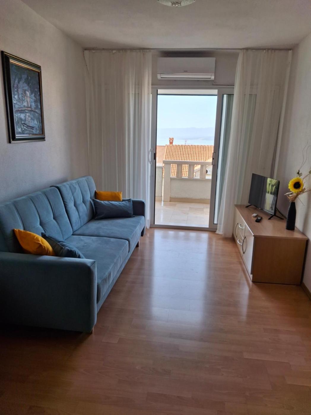 Apartment Irena Bol Bagian luar foto