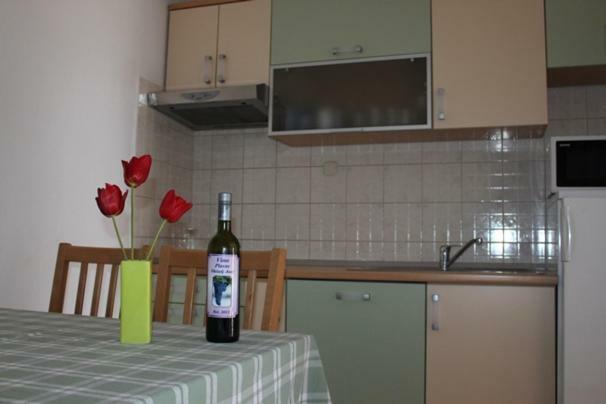 Apartment Irena Bol Bagian luar foto